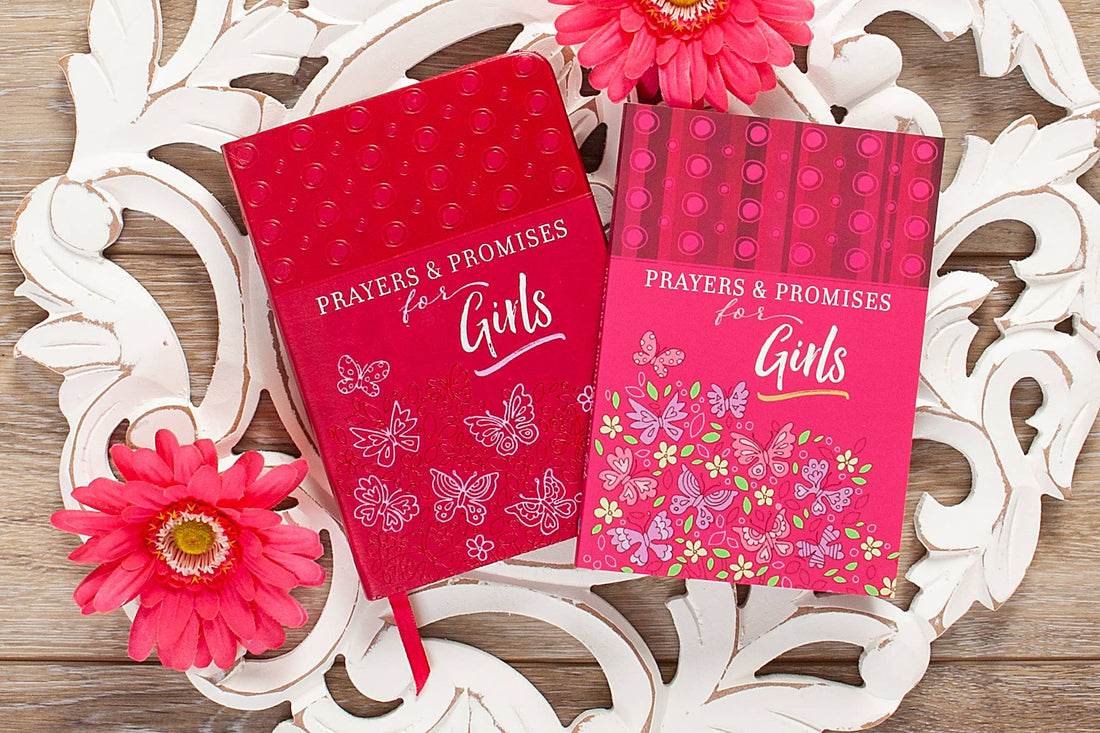 Prayers &amp; Promises for Girls (Softcover Devotional)